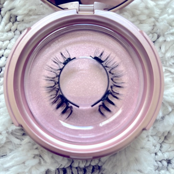 Lumi Magnetic Eyelash Set - Picture 2 of 4